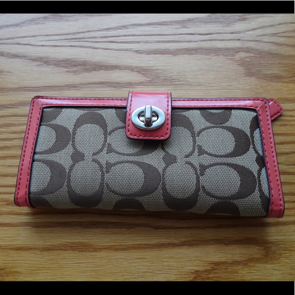 Coach wallet